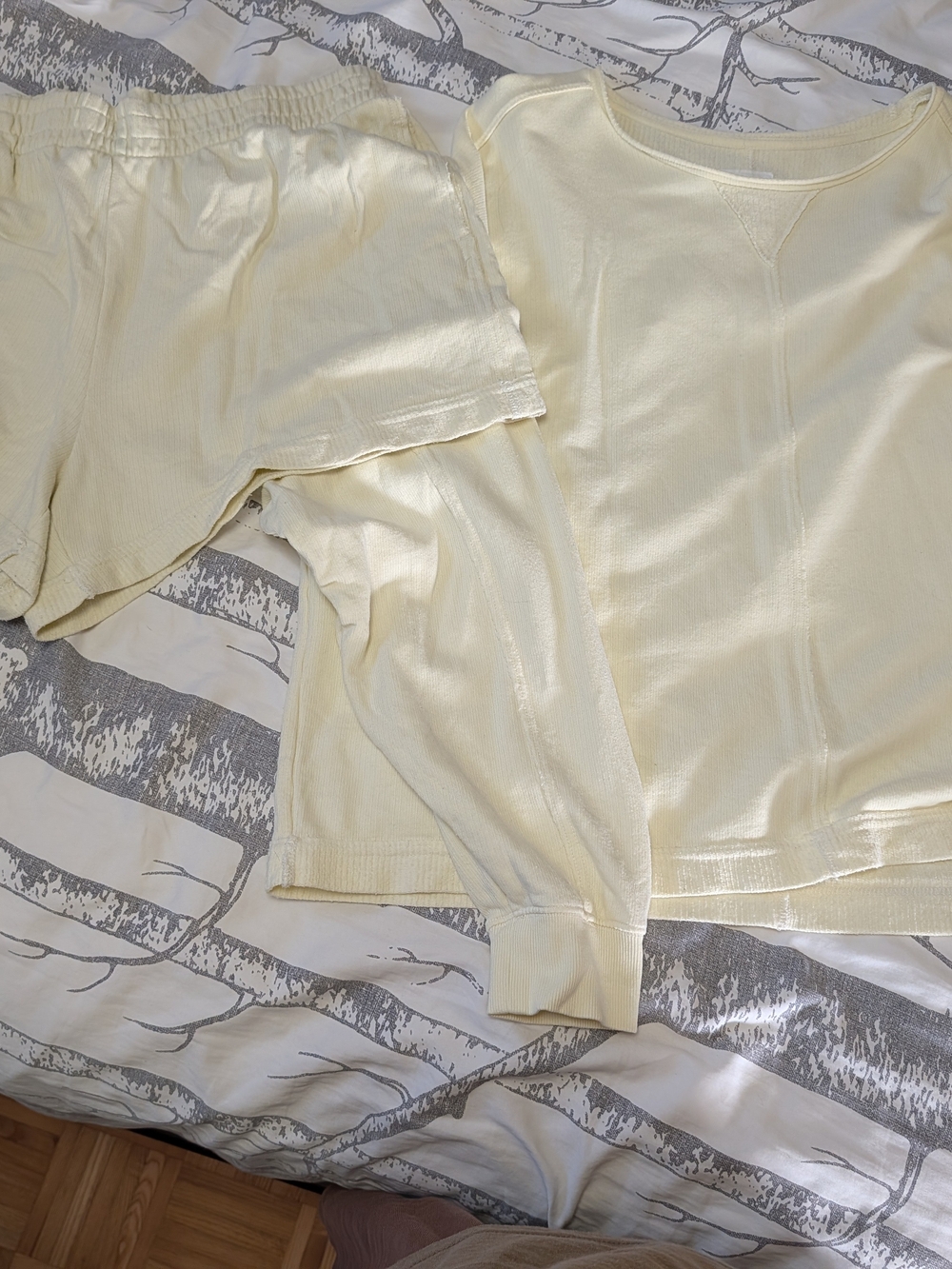 aerie Cream Ribbed Crew Neck Sweater And Shorts